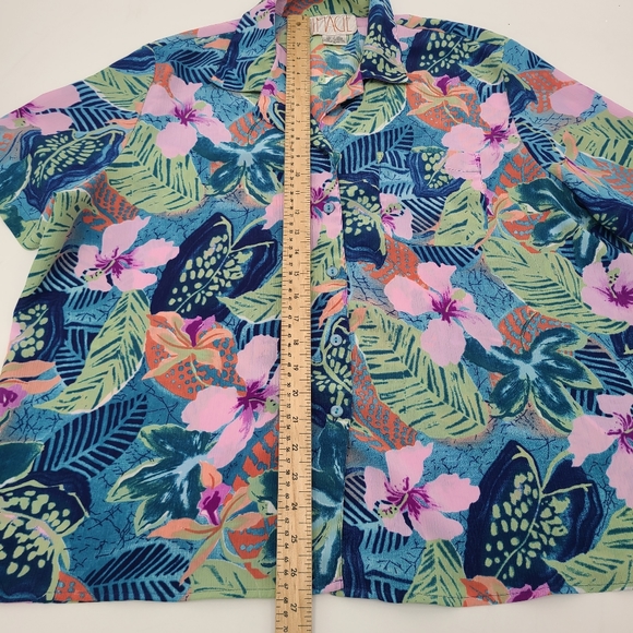 Vintage Tropical Floral Button Front Shirt - Picture 6 of 9
